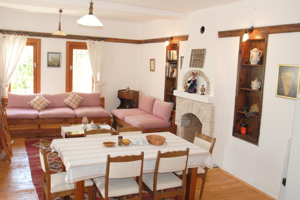 Kleo Cottages คัลคัน ภายนอก รูปภาพ